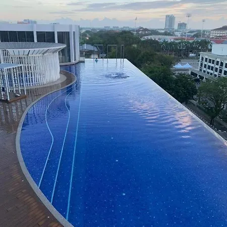 Sina Troika Residence Kota Bharu 2Br Wifi Netflix Pool Exterior photo