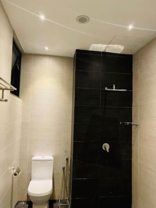 Sina Troika 2br Wifi Netflix Pool Apartment Kota Bharu
